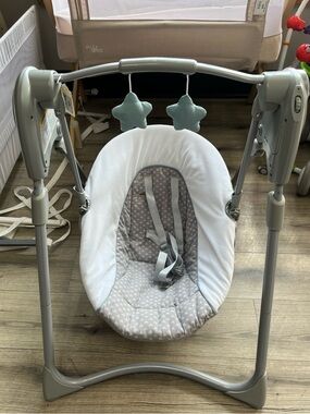 Graco Slim Spaces Compact Baby Swing, Space-Saving Design